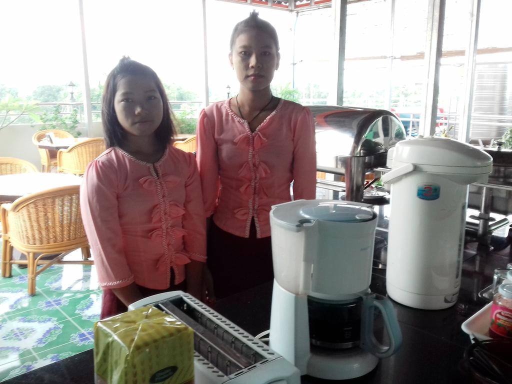 โรงแรมโกลเด้น ดรีม โรงแรม