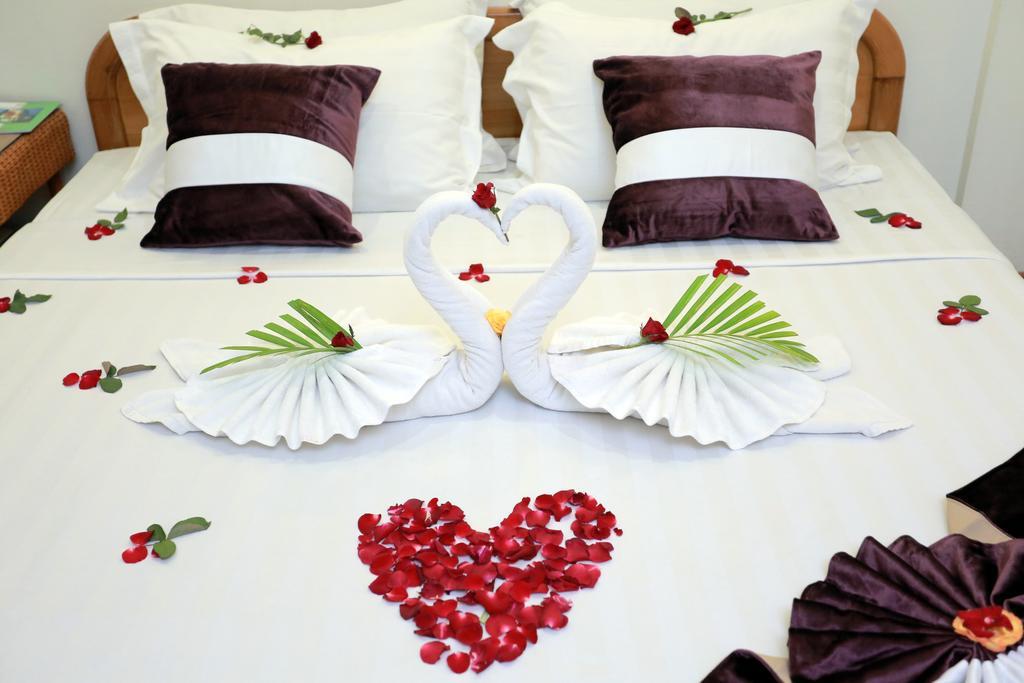 Hotel Golden Dream